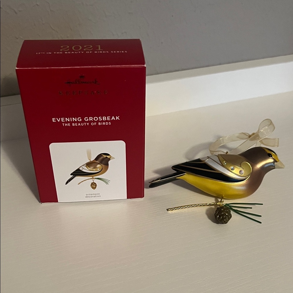 Hallmark Evening Grosbeak Ornament - The Beauty of Birds